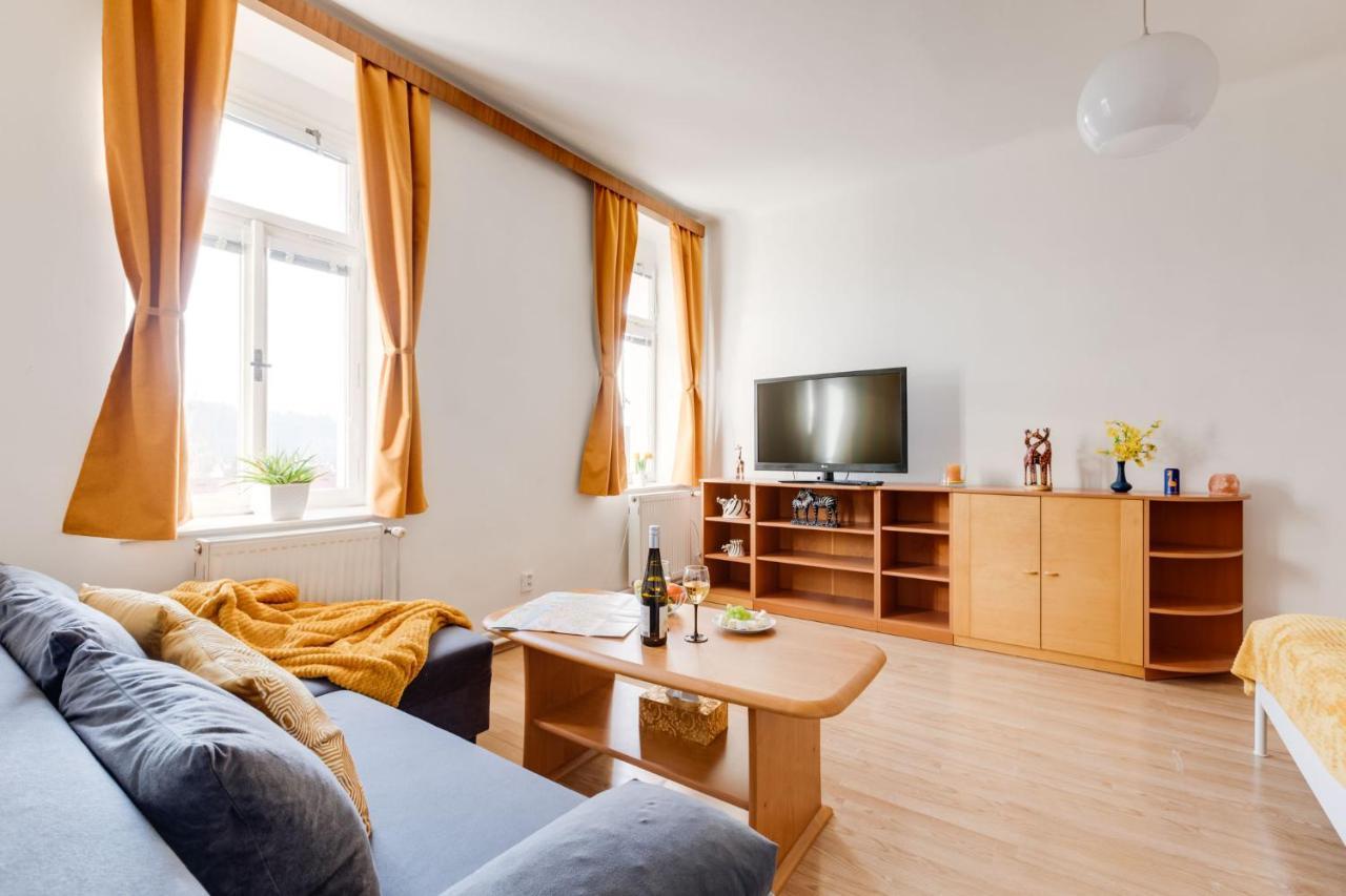 פראג Sunshine Apartment Near The City Center מראה חיצוני תמונה