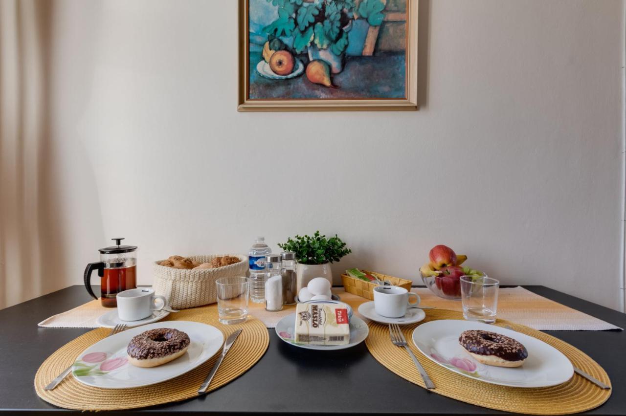פראג Sunshine Apartment Near The City Center מראה חיצוני תמונה