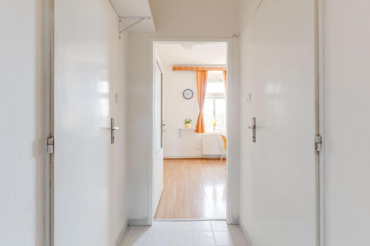 פראג Sunshine Apartment Near The City Center מראה חיצוני תמונה