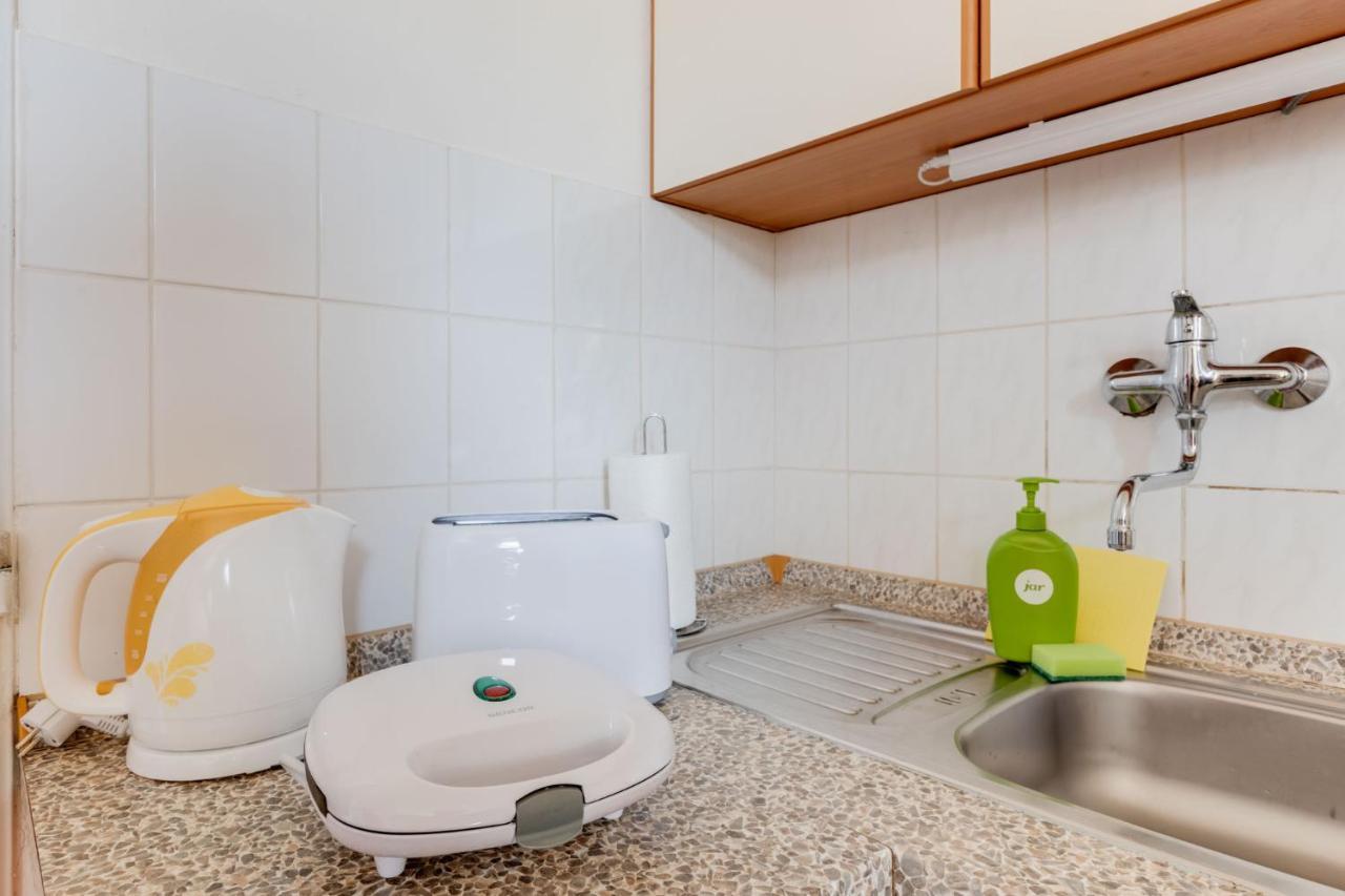 פראג Sunshine Apartment Near The City Center מראה חיצוני תמונה